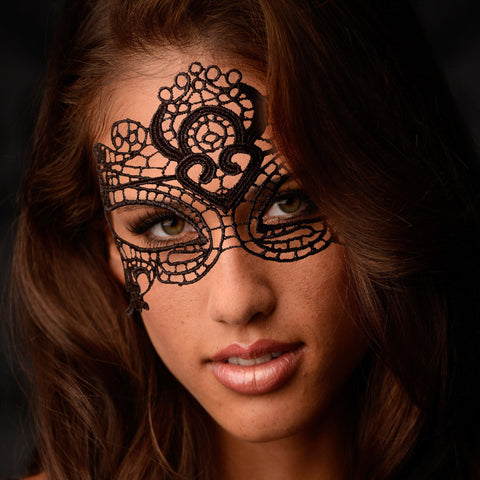 The Enchanted Black Lace Mask